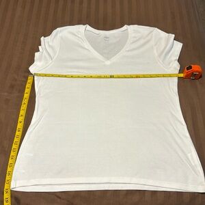 V neck tshirt